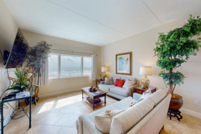 226 Sandcastles King Suite